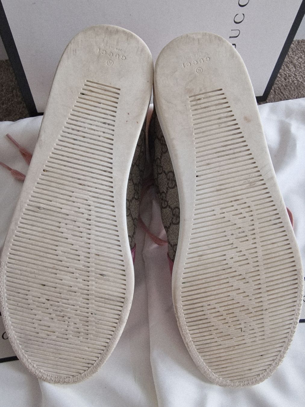 Gucci Chaussures femmes: Gucci Canvas Sneaker Gr. 39 – D'occasion à Herrenhof par wolke__7 8