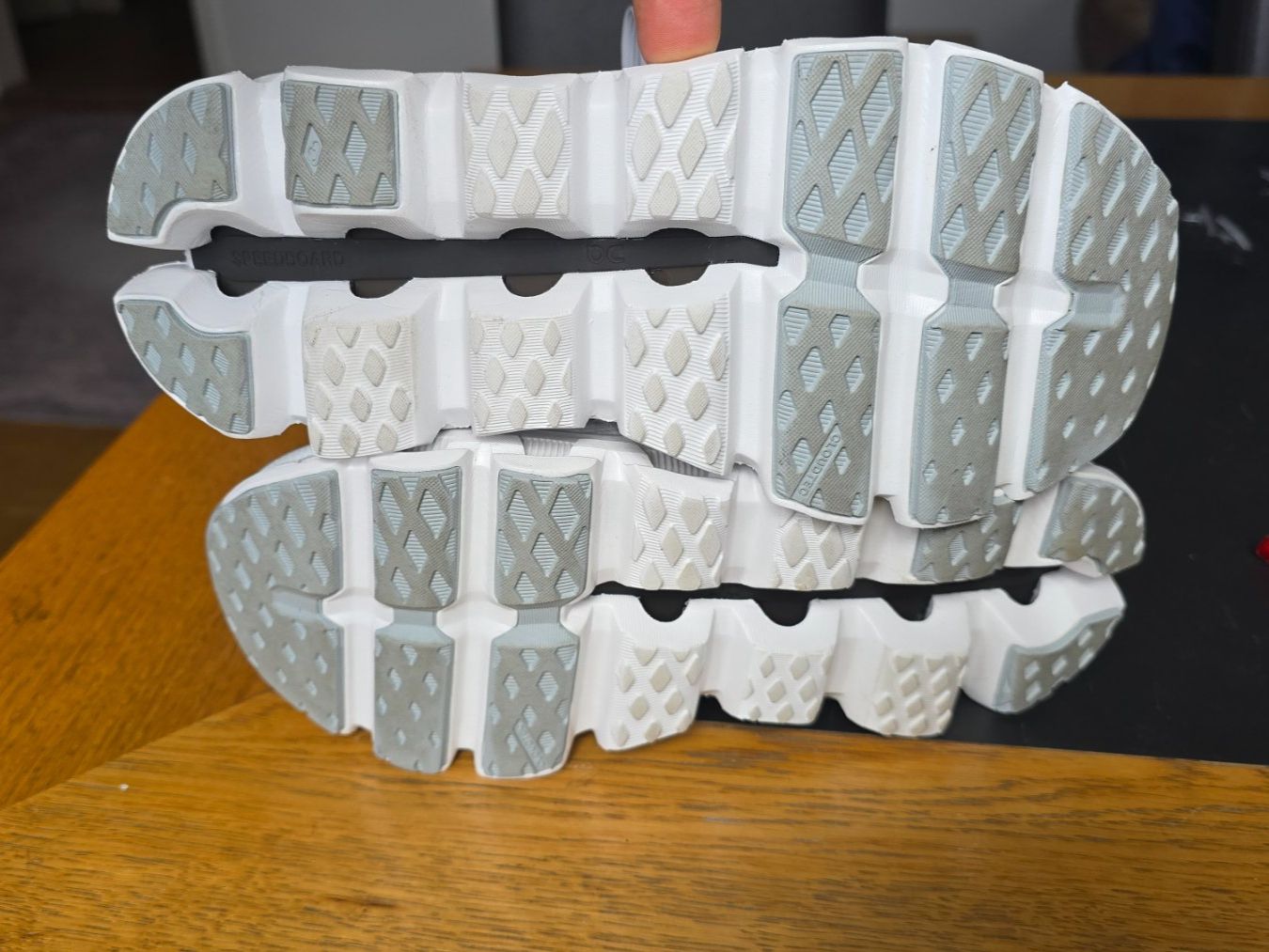 On Scarpe da donna: On Cloud schuhe EU 36.5 – Nuovo (secondo la descrizione) da Wallisellen venduto da theblacksheep 7