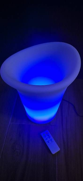 Tutte le decorazioni: Beleuchteter LED-Eiskübel – Usato da Lupsingen venduto da ema_fh7c 3