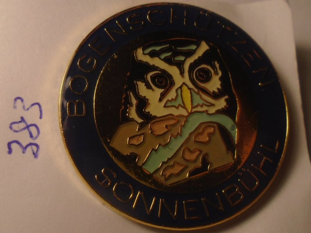 Plaketten & Abzeichen: 1 UHU Eulen Pin (383) – Gebraucht aus Winterthur von Beli2000