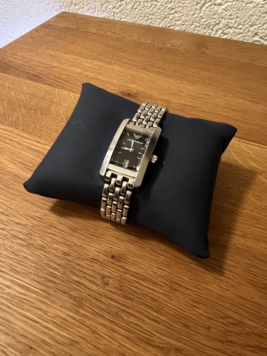 Armani Orologi: Armani Damenuhr, Silber – Usato da Chur venduto da ZATO