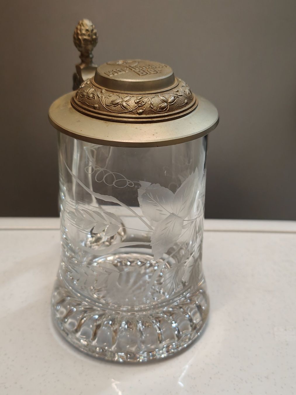 Hürlimann Verres: Bierkrug mit Zinndeckel – D'occasion à Recherswil par beawuethrich 1