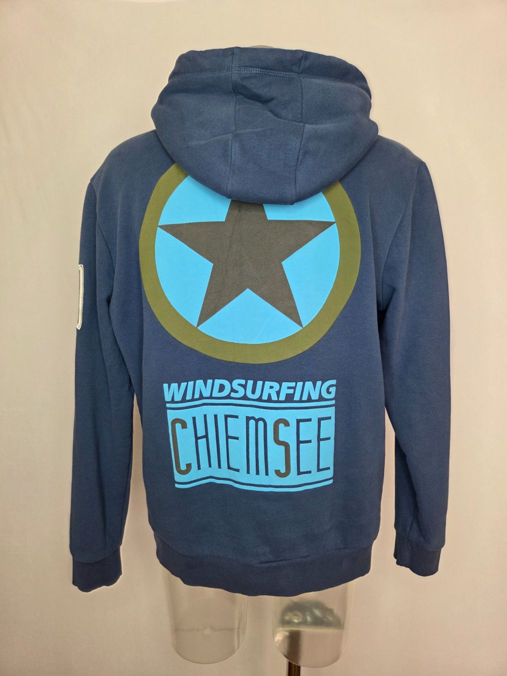 Chiemsee Pullover & Sweatshirts: Chiemsee Hoodie Gr. L Windsurfing – Gebraucht aus Bern von -Aniko- 2