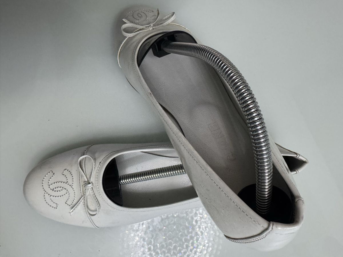 Scarpe da donna: Ballerinas  weiss Grösse 40 Leder – Nuovo (secondo la descrizione) da Adliswil venduto da Jessik0 1