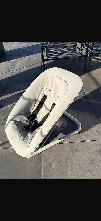 Sdraiette & Sdraiette a dondolo: Transat bébé Cybex Très bon état – Usato da Genève venduto da mcr_q8bn 1