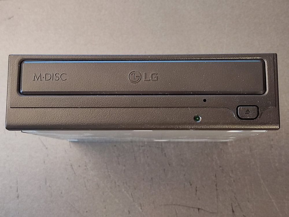LG CD*DVD Brenner Sata Laufwerk Jg. 2016 | Kaufen auf Ricardo