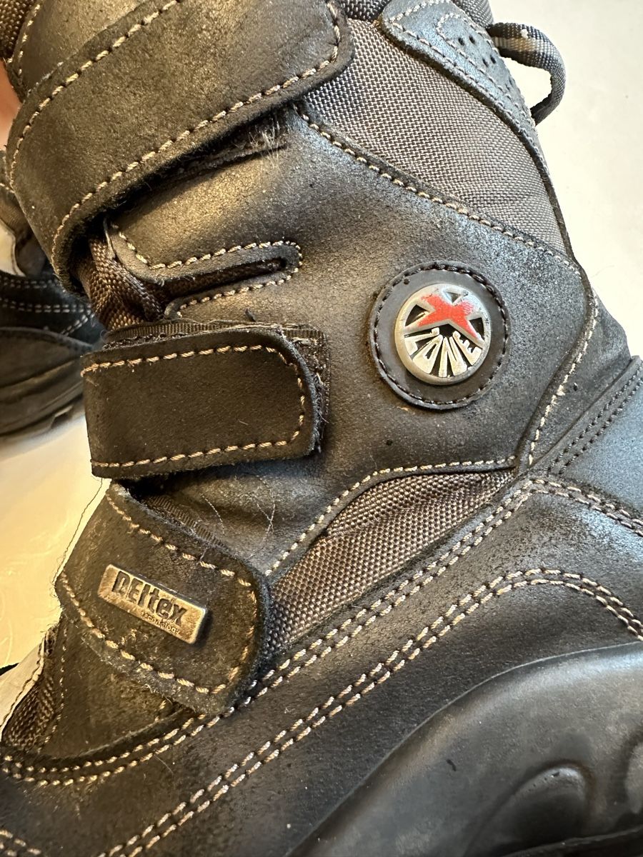 Schuhe für Jungen: Bottes de neige Cortina pointure 36 – Gebraucht aus Marly von Kouli 5