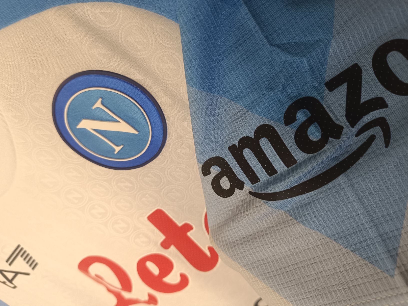 Canottiere & Pantaloni: OSIMHEN #9 Original Player Version Napoli 2022 BNWT Trikot – Nuovo e nell'imballaggio originale da St-Léonard venduto da SwissDealsJersey 4