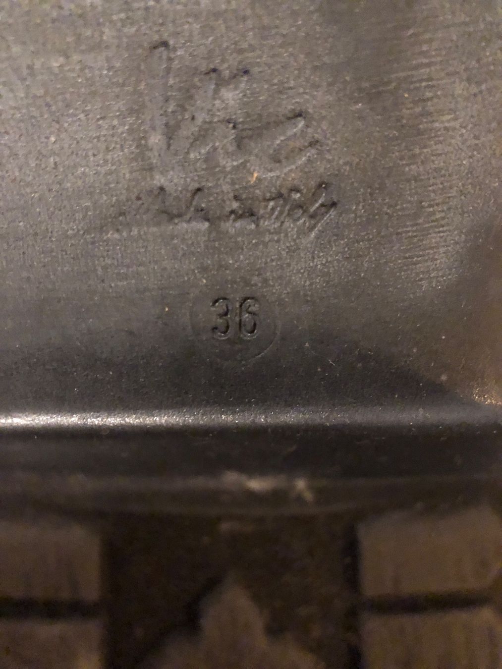 Vic Matié Scarpe da uomo: Bottes en cuir noir, pointure 36 – Nuovo e nell'imballaggio originale da Biel/Bienne venduto da Lianumi 5