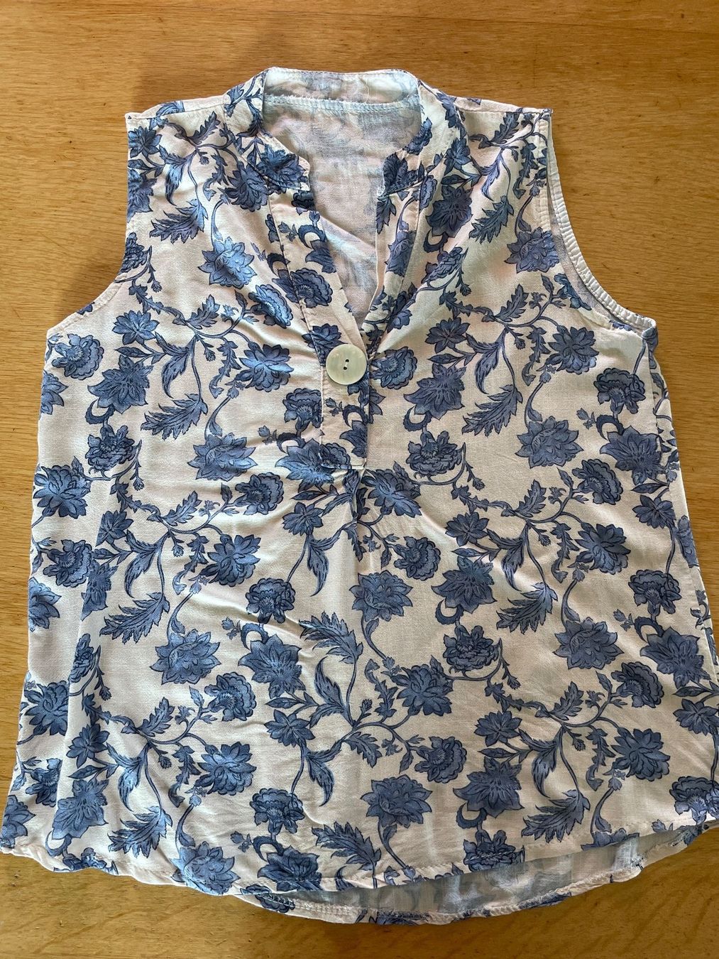Blusen: Bluse – Gebraucht aus Kappelen von Waloga