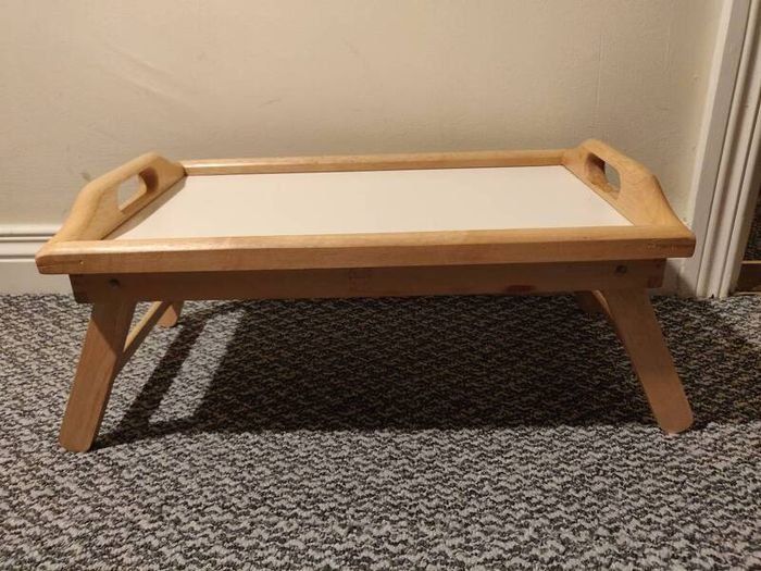 Tavoli: Wooden breakfast tray – Usato da Adliswil venduto da RalucaL136