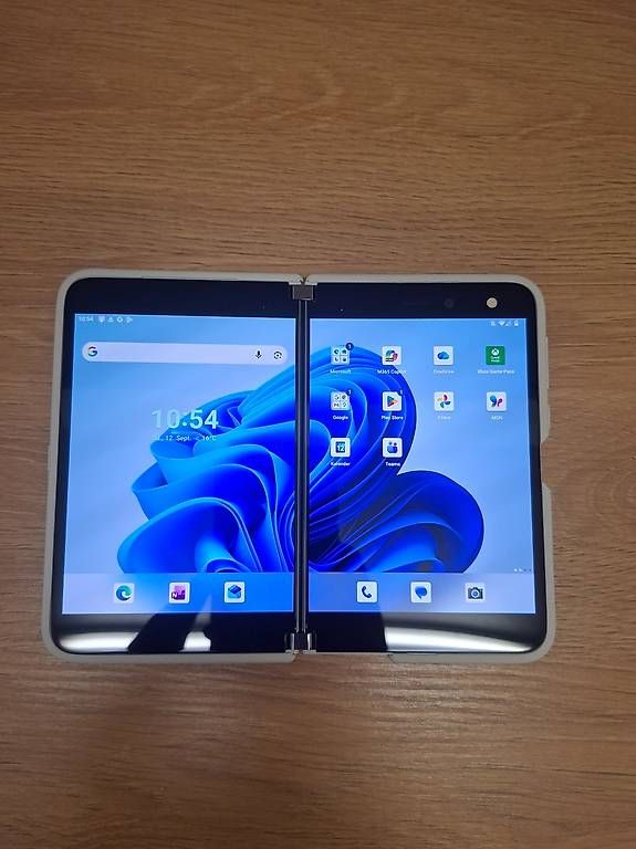 Microsoft Portables: Microsoft Surface Duo 256 GB – D'occasion à Hägglingen par Ditax