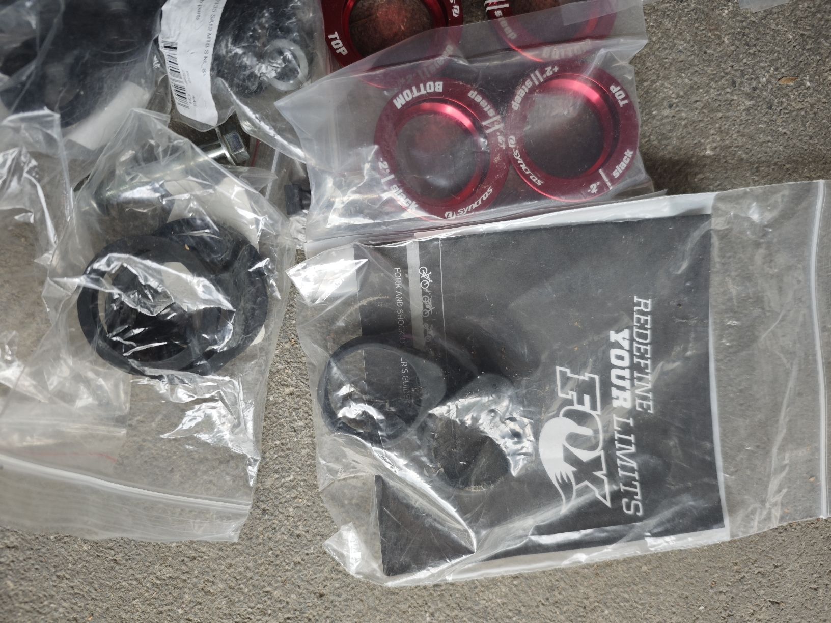 Fox Ersatzteile: Veloteile Fox Dämpferfedern RaceFace e13 Pump Set  – Gebraucht aus Chur von Edina1994 6