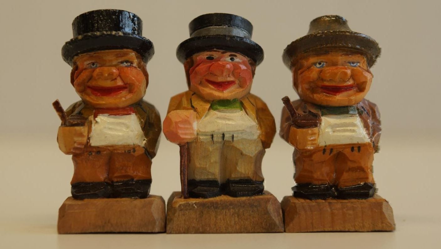 Skulpturen & Statuen: 3 Männer, geschnitzt – Neu und originalverpackt aus Brienz BE von P.Edelweiss