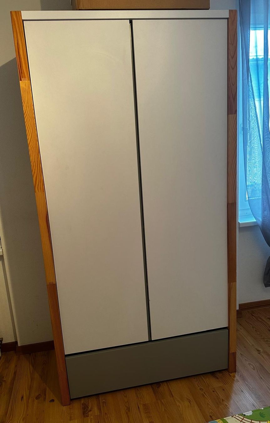 Kommoden: Möbel Kinderzimmer (Schrank, Bett und Kommode – Gebraucht aus Wil SG von Teile.ch 4