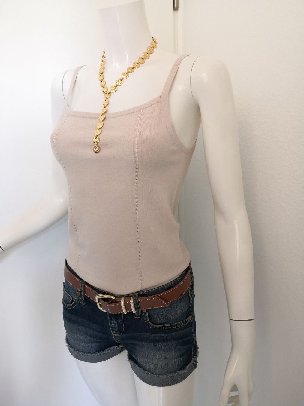 Mango Top: 🤩MANGO STRICK-TOP BEIGE – Nuovo (secondo la descrizione) da Olten venduto da Naja-Twins-Twins 2