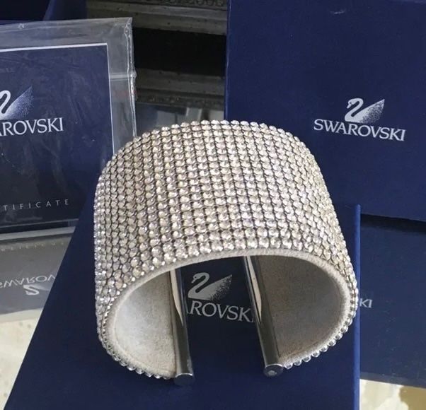 Swarovski Bracciali & Braccialetti: Swarovski statement Cuff original und limitiert – Nuovo (secondo la descrizione) da Kirchleerau venduto da Piroska05 7