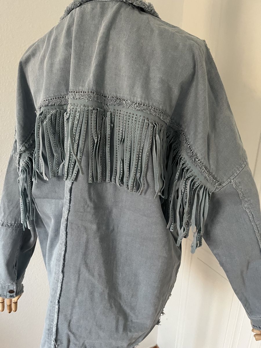 Zara Giacche: Zara denim style jacket with fringes, size S, never worn – Nuovo (secondo la descrizione) da Mies venduto da nic_yk5d 7