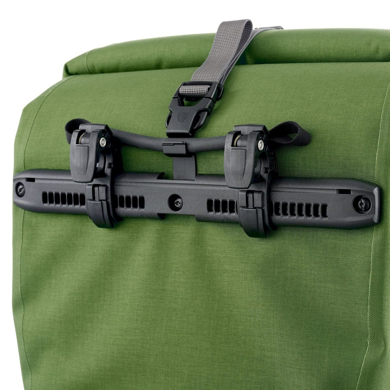 Ortlieb Taschen: Ortlieb Back-Roller Plus 20+3L moosgrün – Neu und originalverpackt aus Bottighofen von zaap 5