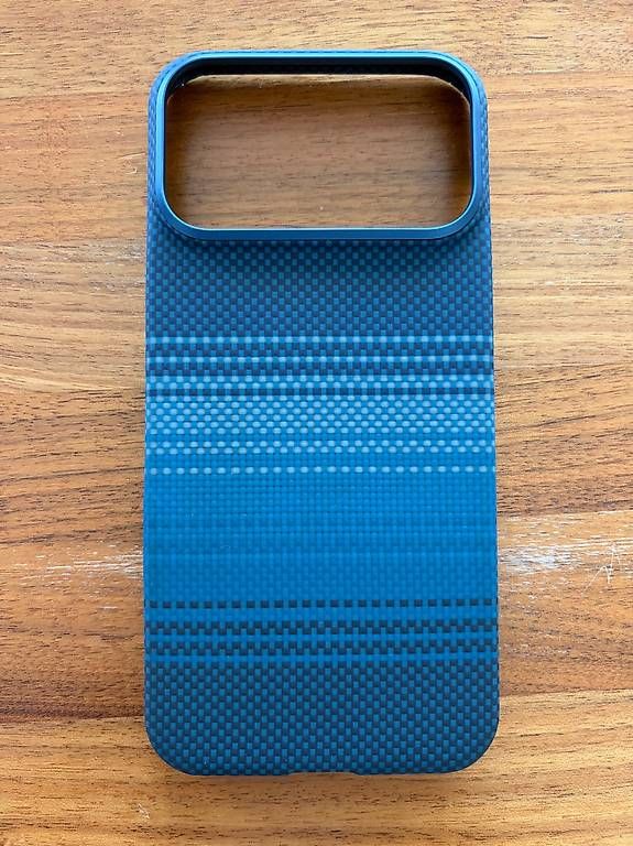 Apple Cover & Protezioni schermo: Pitaka iPhone 17 Pro Max Edge Case, Blau – Usato da Gachnang venduto da Auktionar0