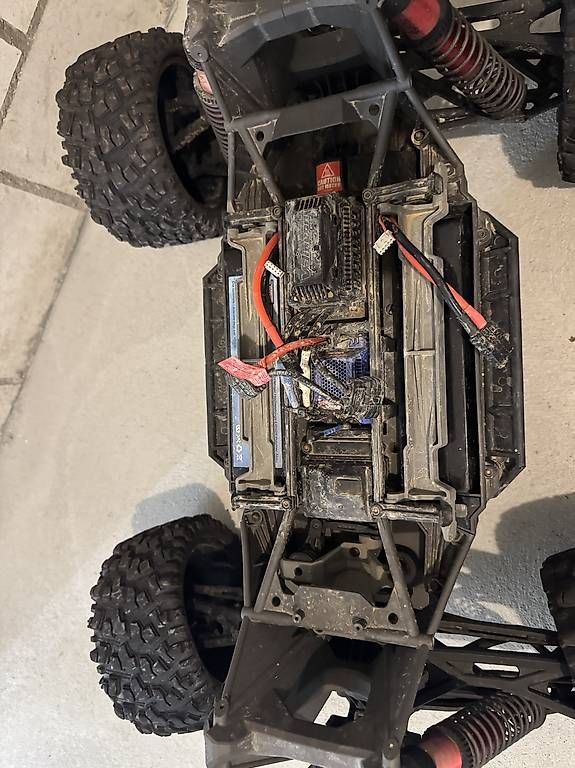Modellismo RC: Traxxas Xmaxx 8s zu verkaufe  – Usato da Utzigen venduto da bur_fwc9 2