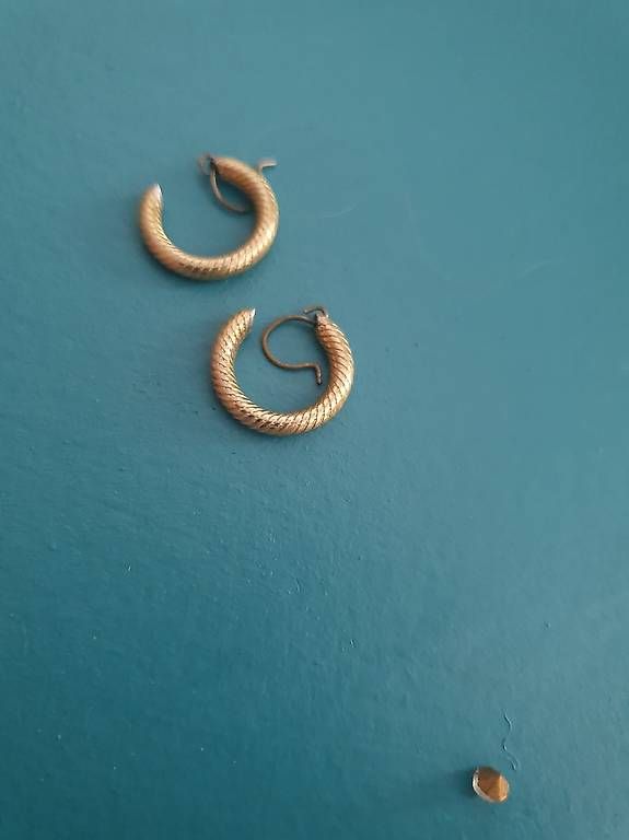 Boucles d'oreille: Orecchini a cerchio – D'occasion à Muralto par nadiamag