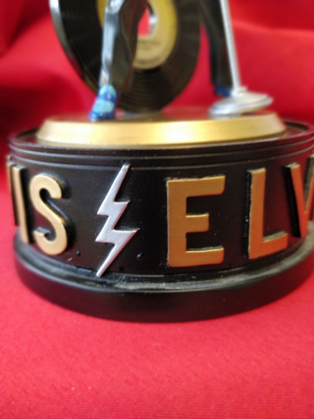 Figurines: ELVIS PRESLEY "BLUE SUEDE SHOES" Figur -1999 EPE – Neuf (Voir description) à Baar par  7