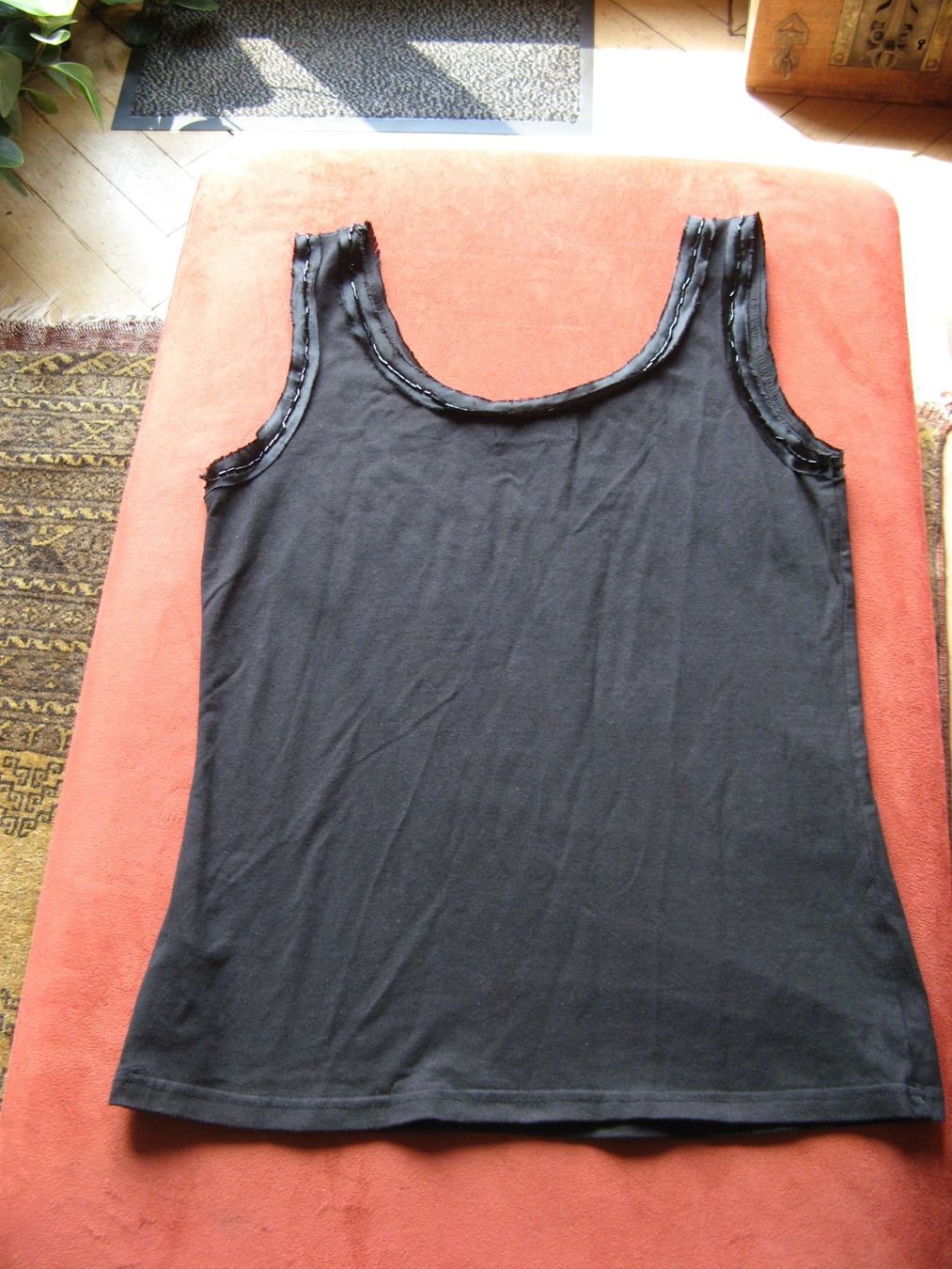 Zara Tops: Top mit Perlen bestickt Zara Collection Gr. 40 – Gebraucht aus Zürich von apil 3