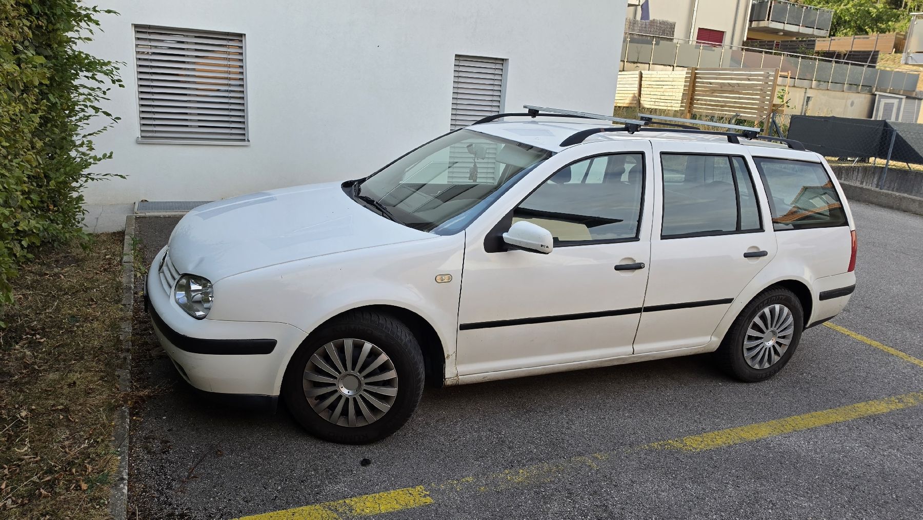 VW Automobili: Volkswagen Golf Variant 2.0  – Usato da Montricher venduto da Baumbergg 2