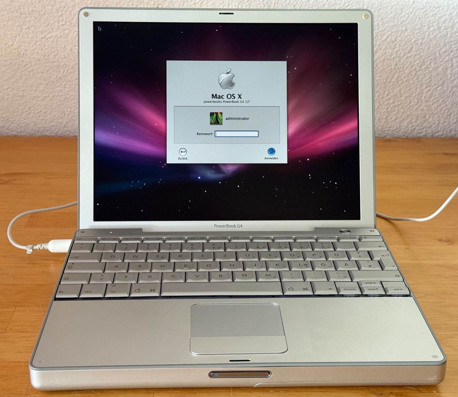 Apple Notebook: Apple Power Book G4 12" 1GHz – Usato da Bülach venduto da Twinggy 2