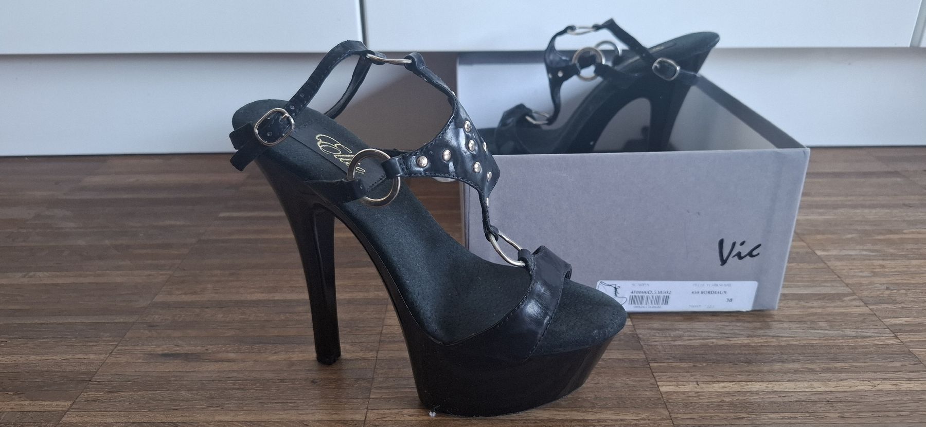 Scarpe da donna: Highheels Ellie Gr. 7/37.5 – Usato da Schellenberg venduto da alainad