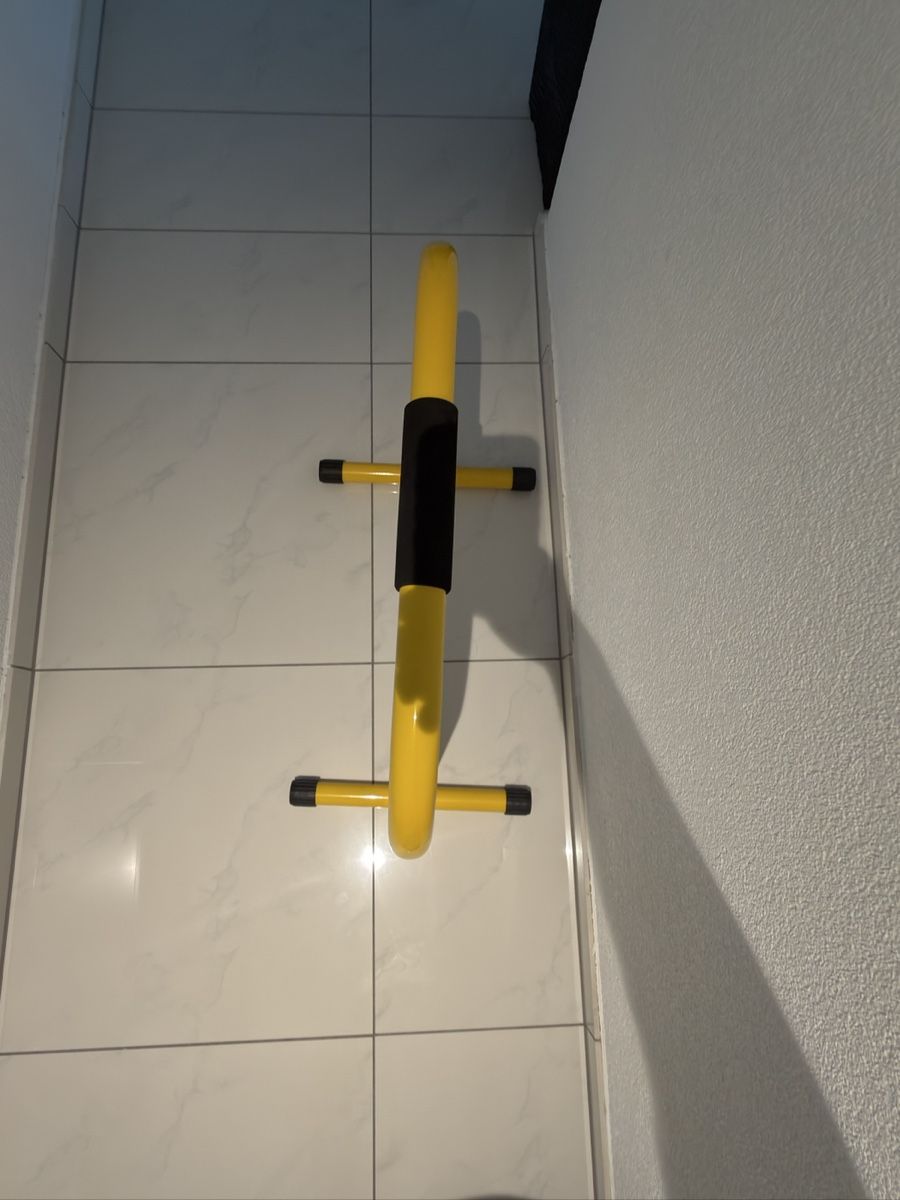 Hometrainer: Dip Stange – Neu (gemäss Beschreibung) aus Dietlikon von ron_w722