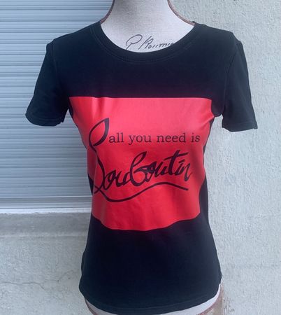 Super t-shirt ceintré  XYZ GIRL all you need LOUBOUTIN t.S