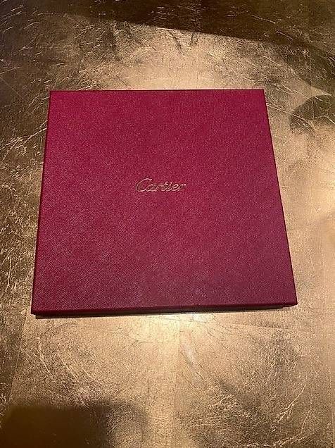 Cartier Foulard & Sciarpe: ORIGINAL Seidenfoulard von Cartier – Nuovo e nell'imballaggio originale da Tafers venduto da mister_inocent