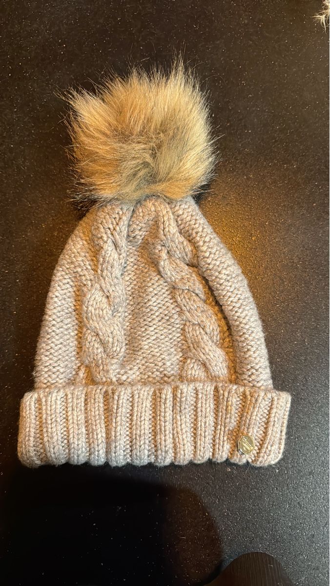 Hüte, Mützen & Caps: Bonnet d'hiver chaud et élégant DUNE – Gebraucht aus Treyvaux von MLRL