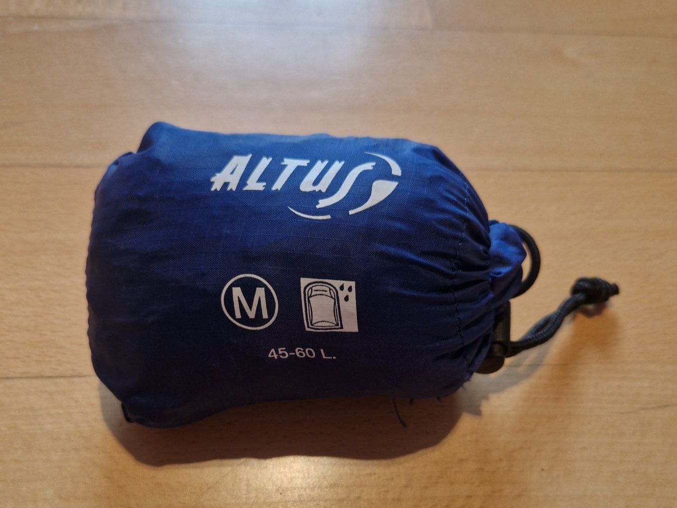 Borse: Backpack rain cover 45-60L - Regenhülle – Nuovo (secondo la descrizione) da Zürich venduto da Ana_440 2