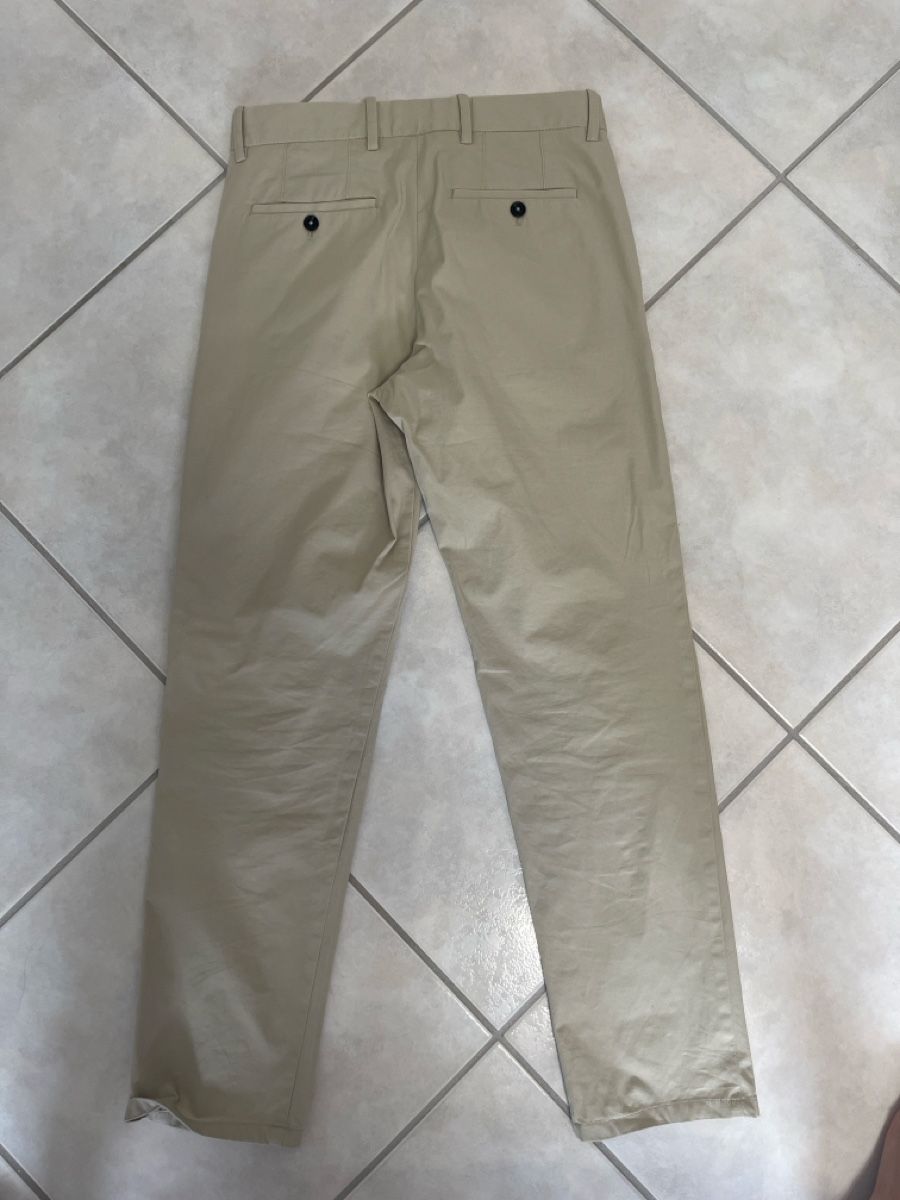 Pantaloni: Pantalon beige taille 38 – Usato da Delémont venduto da gabrielquintas9 2