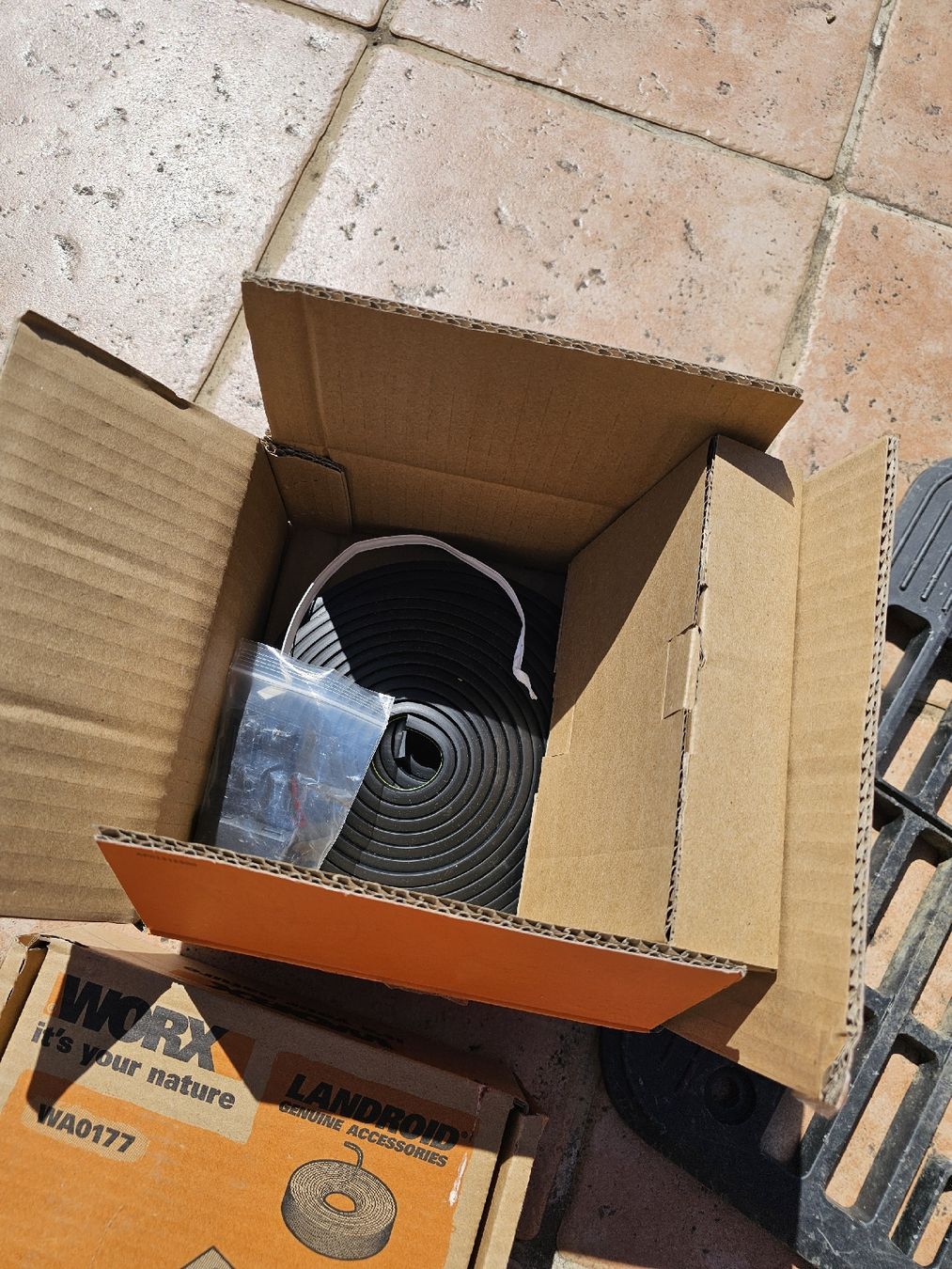 Worx Rasenmäher: Worx Landroid M robotic lawnmower + Full accessories – Gebraucht aus Chamby von Shawoli 6