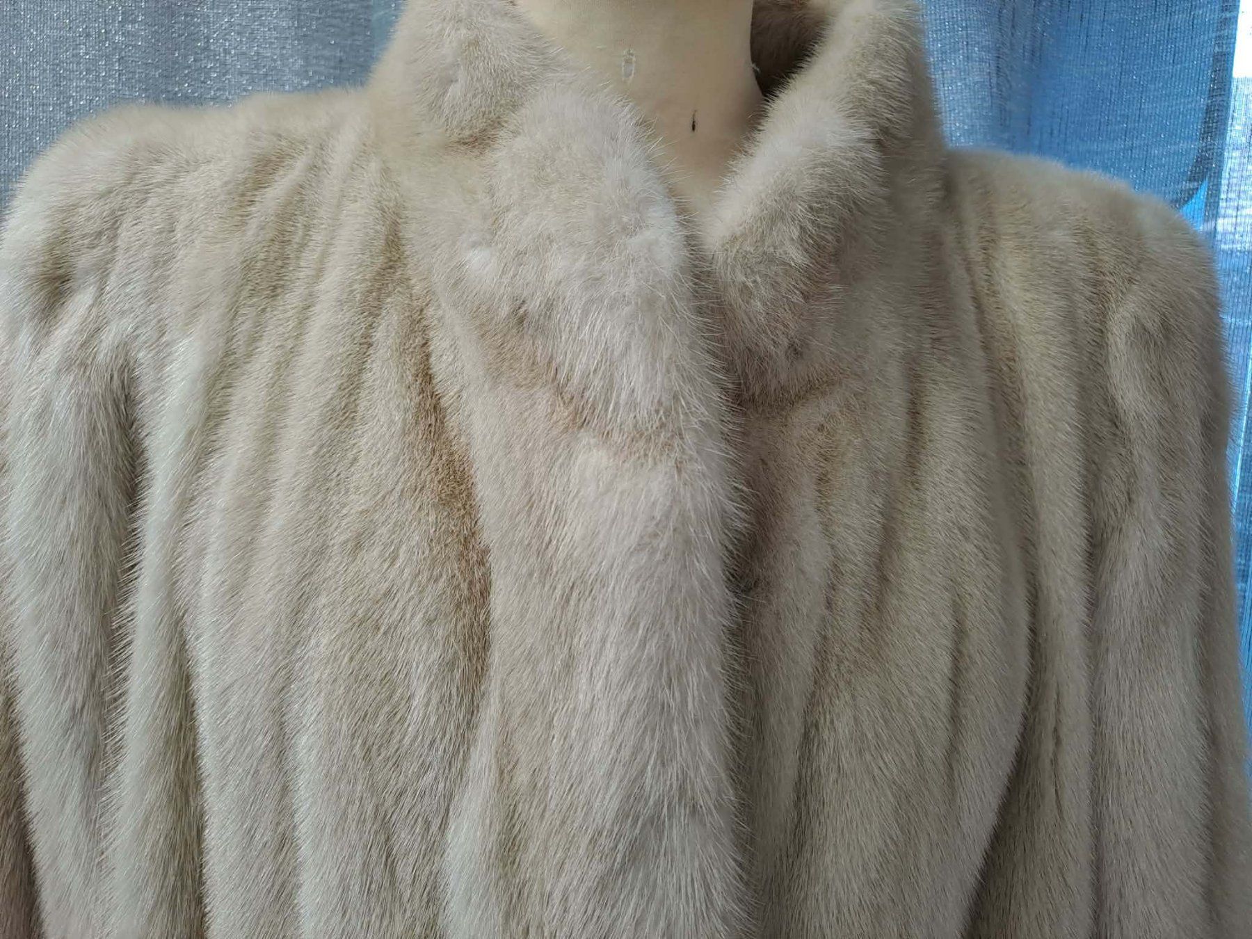 Cappotti: Manteau  Yves Saint Laurent – Usato da La Chaux-de-Fonds venduto da Emmaus2300CDF 2