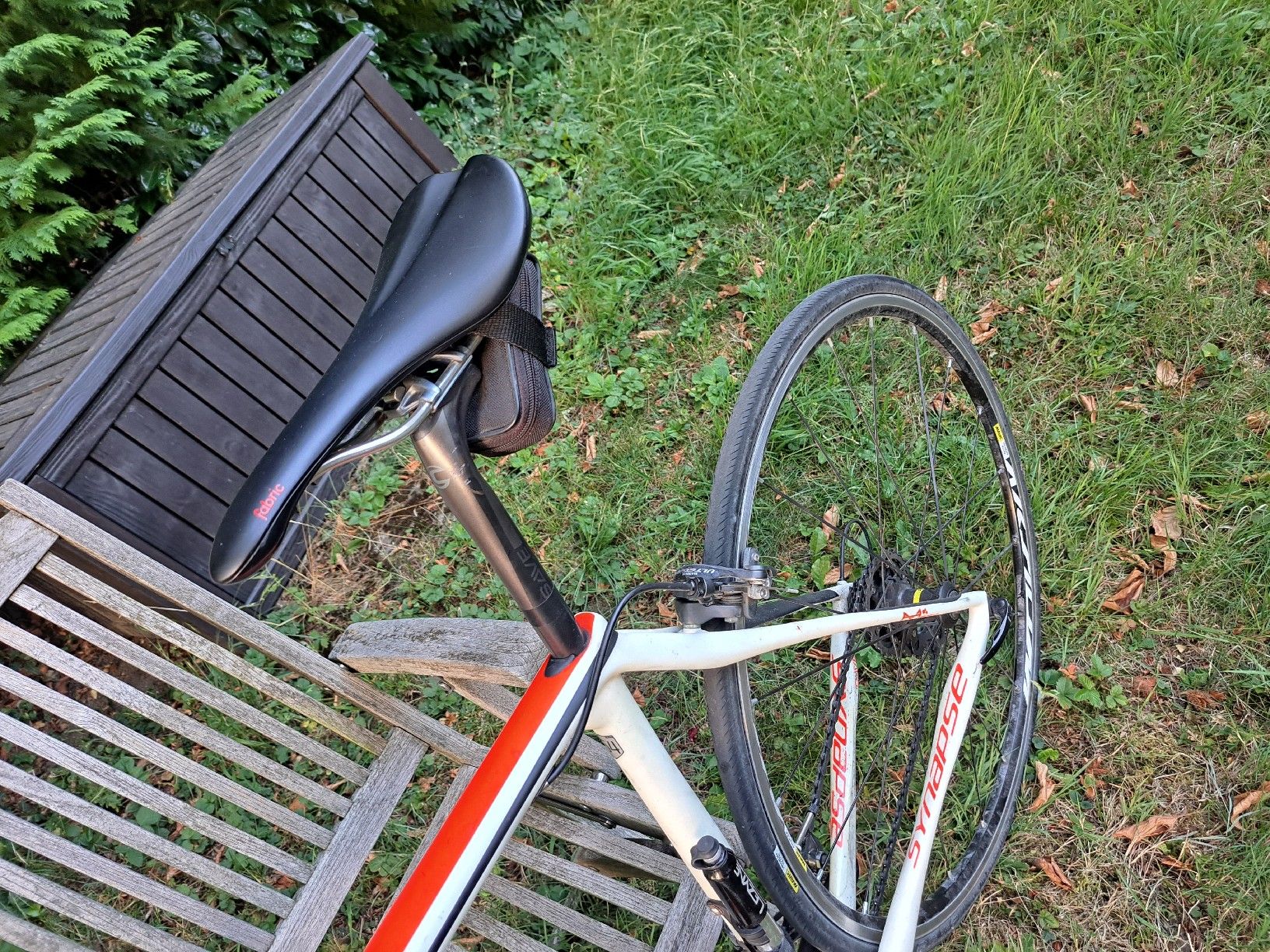 Cannondale Biciclette: Cannondale Synapse Carbon – Usato da Schaan venduto da cbinding 5