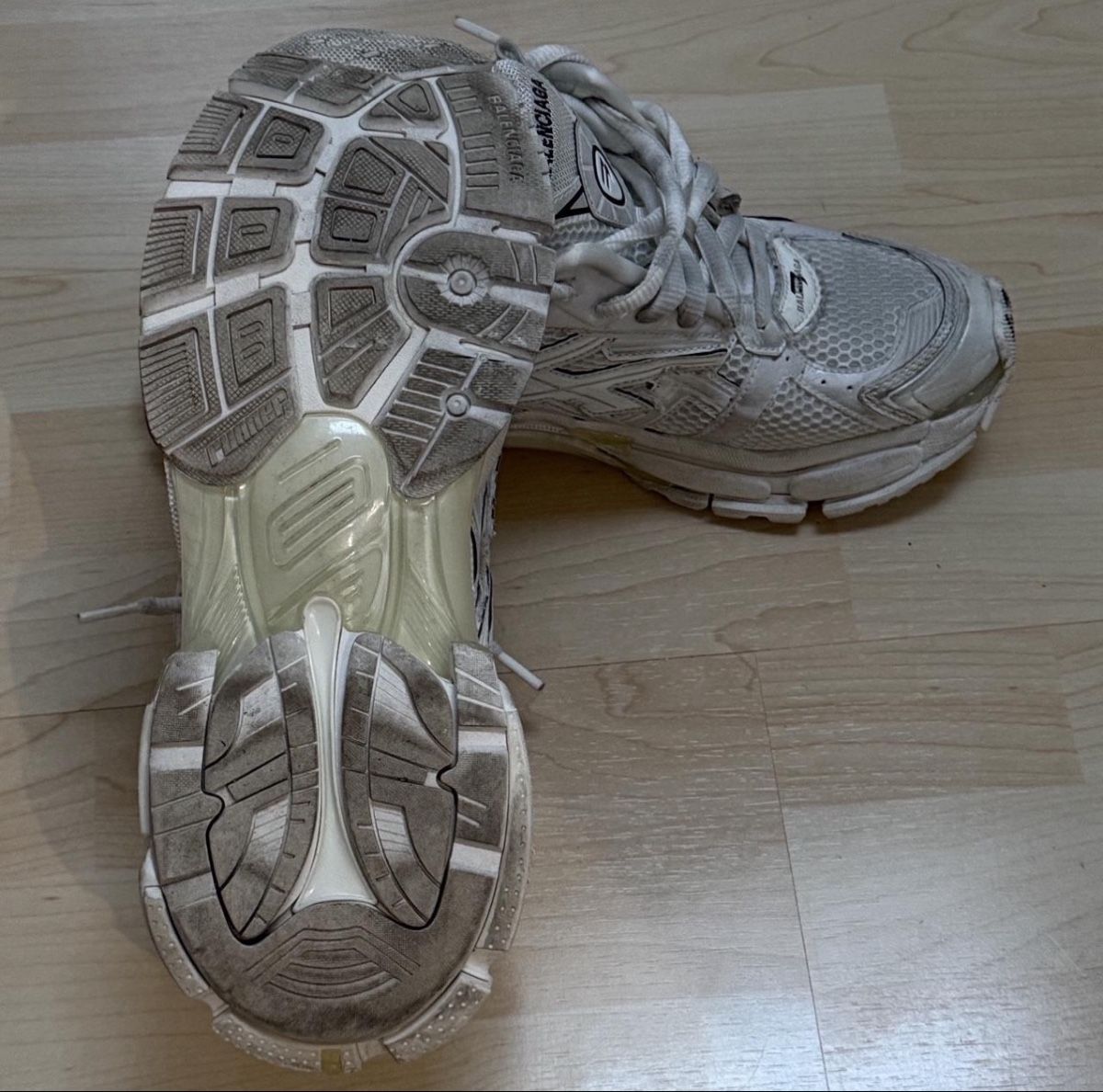 Balenciaga Scarpe da uomo: Balenciaga Runner White – Usato da Wil SG venduto da zCedric 3