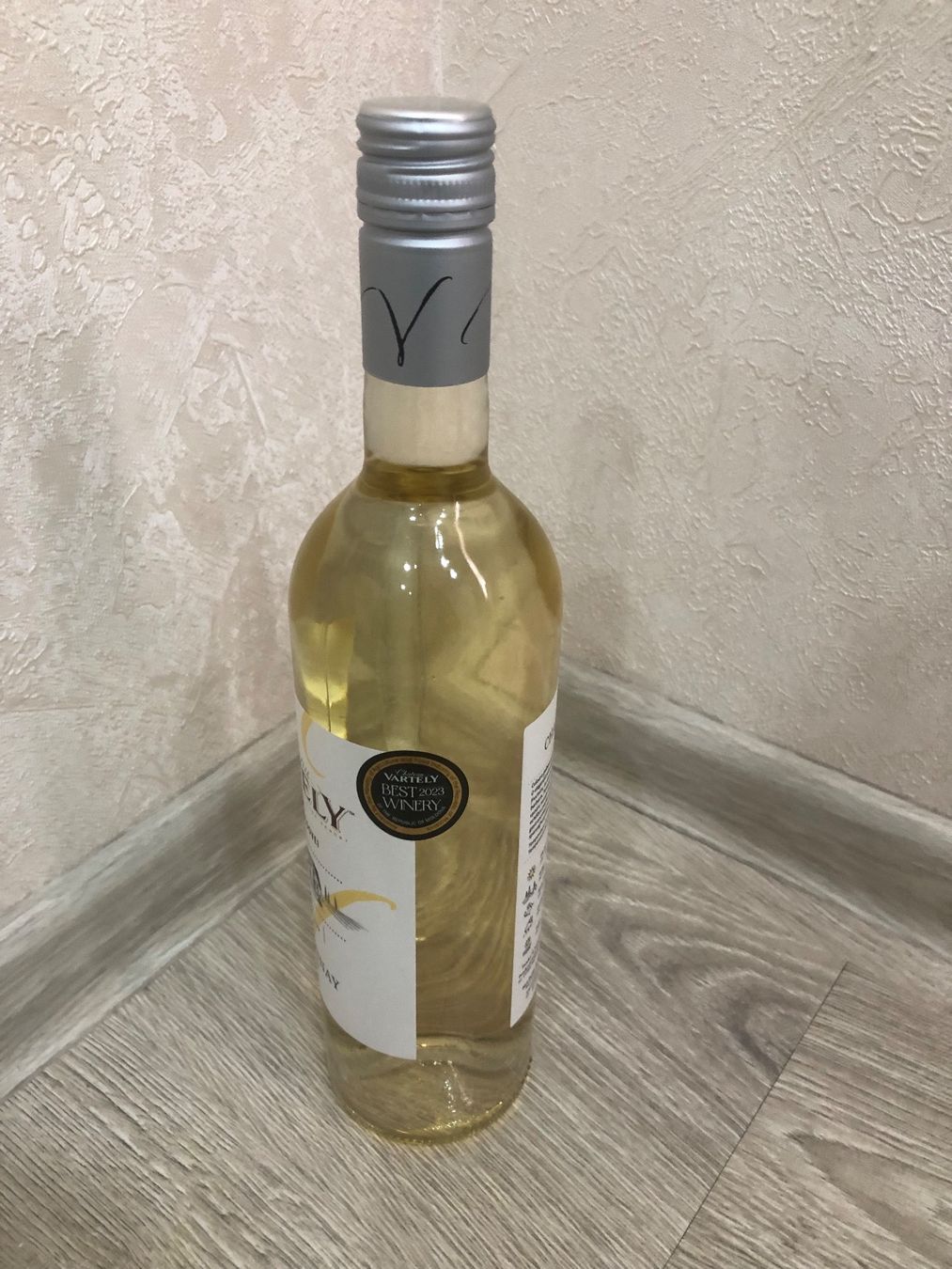 Vino: Château Vartely Chardonnay 2022 – Nuovo e nell'imballaggio originale da Wald ZH venduto da mlnt 6