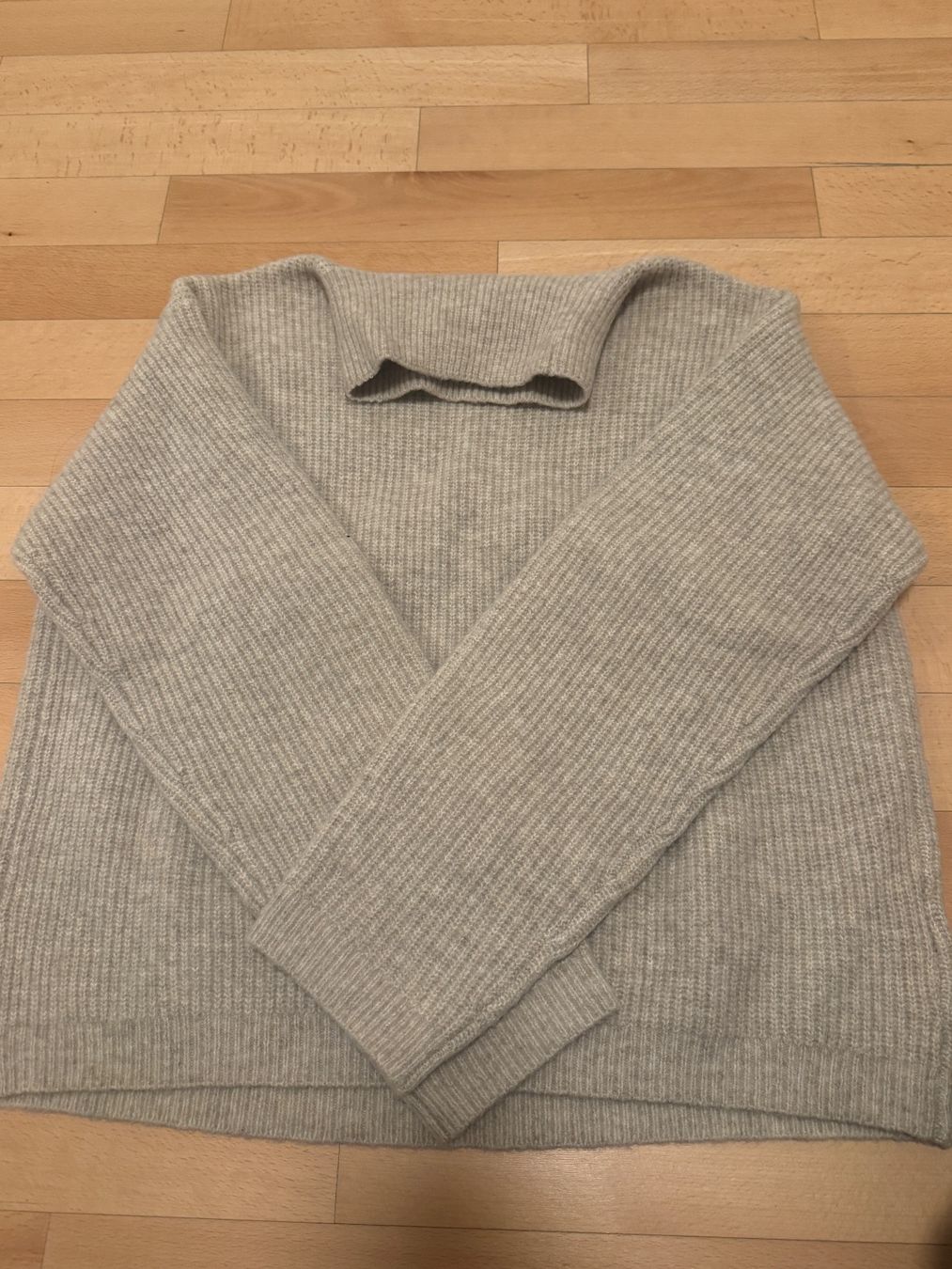 Maglioni & Felpe: Uniqlo Pullovers (3er Pack) – Usato da Zürich venduto da catemiranda 3