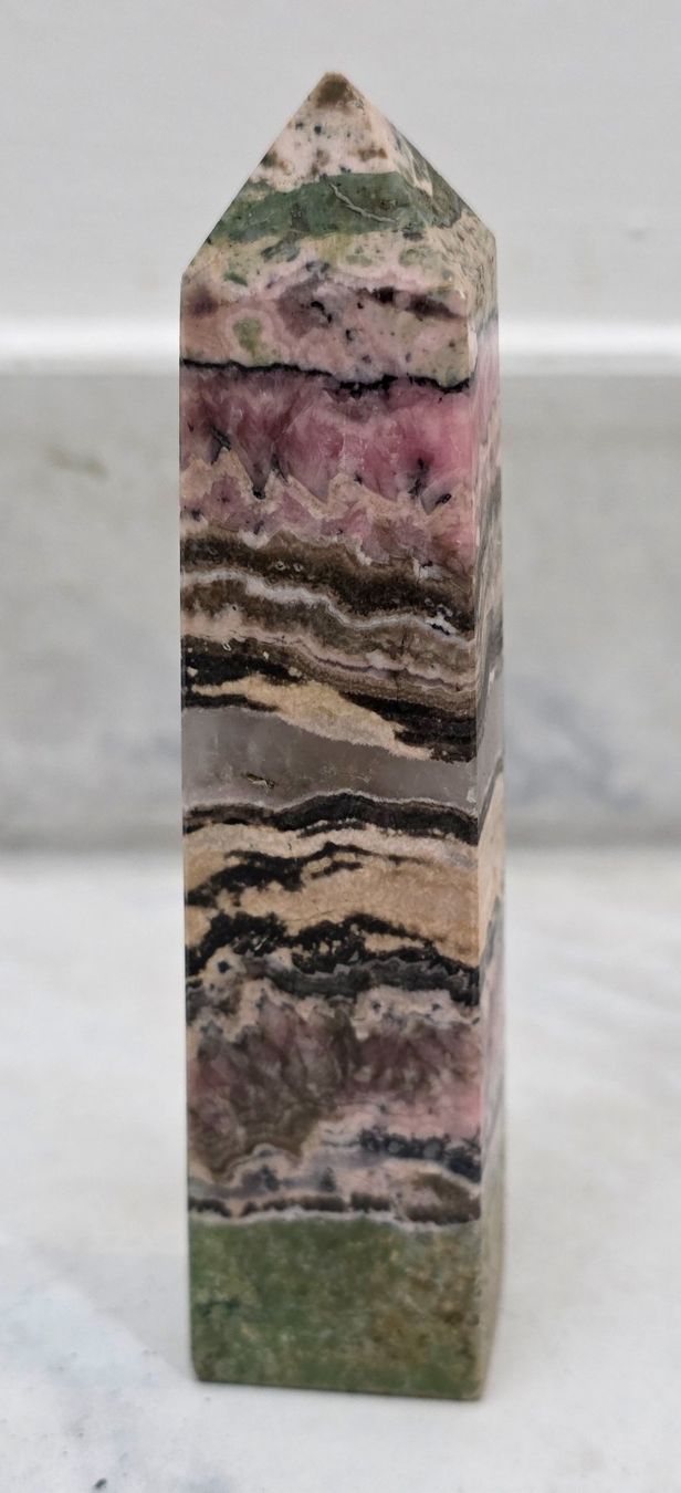 Minerali & Pietre curative: Rhodochrosit Obelisk 115g – Nuovo e nell'imballaggio originale da Matzingen venduto da Shay_Crystalz 1