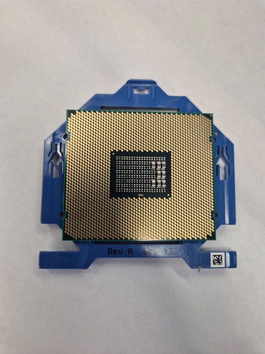 Server: Intel Xeon E5-2620V4 CPU – Usato da Grosshöchstetten venduto da ict-plus 1