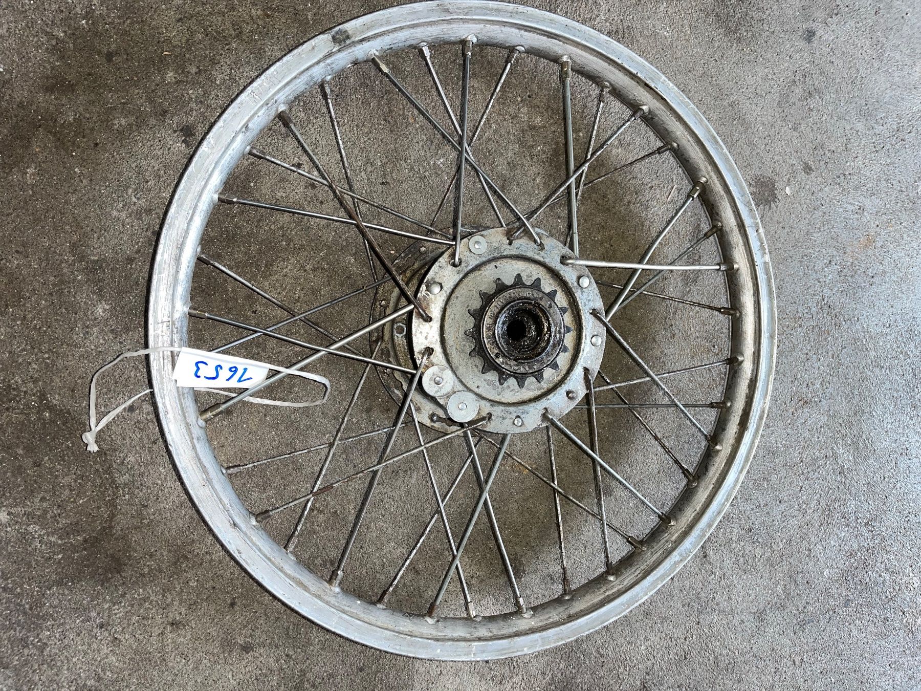 Sachs Parti ricambio per ciclomotori: Mofa Speichen Hinterrad – Usato da Fahrni b. Thun venduto da berger_tuning34