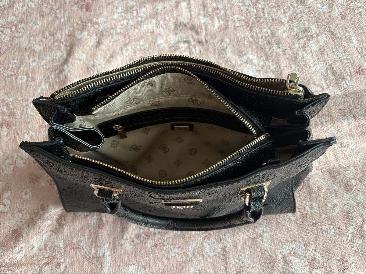 Guess Borse da donna: Guess Handtasche schwarz – Usato da Neuhausen am Rheinfall venduto da AbisZallesdabei 8