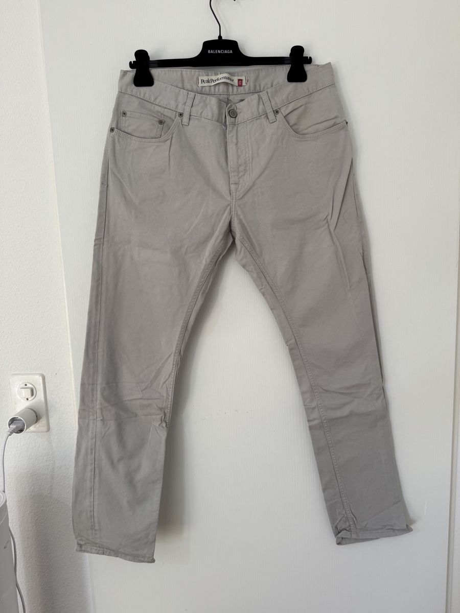 Peak Performance Jeans: Peak Performance W34 L32 Hell Jeans Barrow beige  – Usato da Wetzikon ZH venduto da Jan_wojt