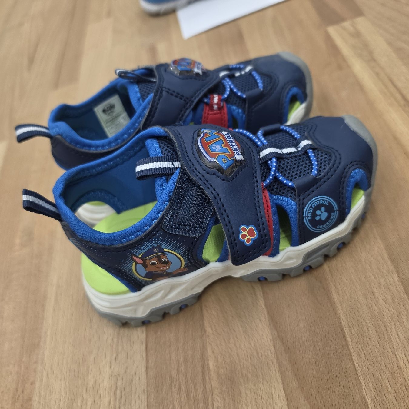 Scarpe per ragazzi: Schuhe und Sandalen Gr.27 – Usato da St. Gallen venduto da baenziger27 2