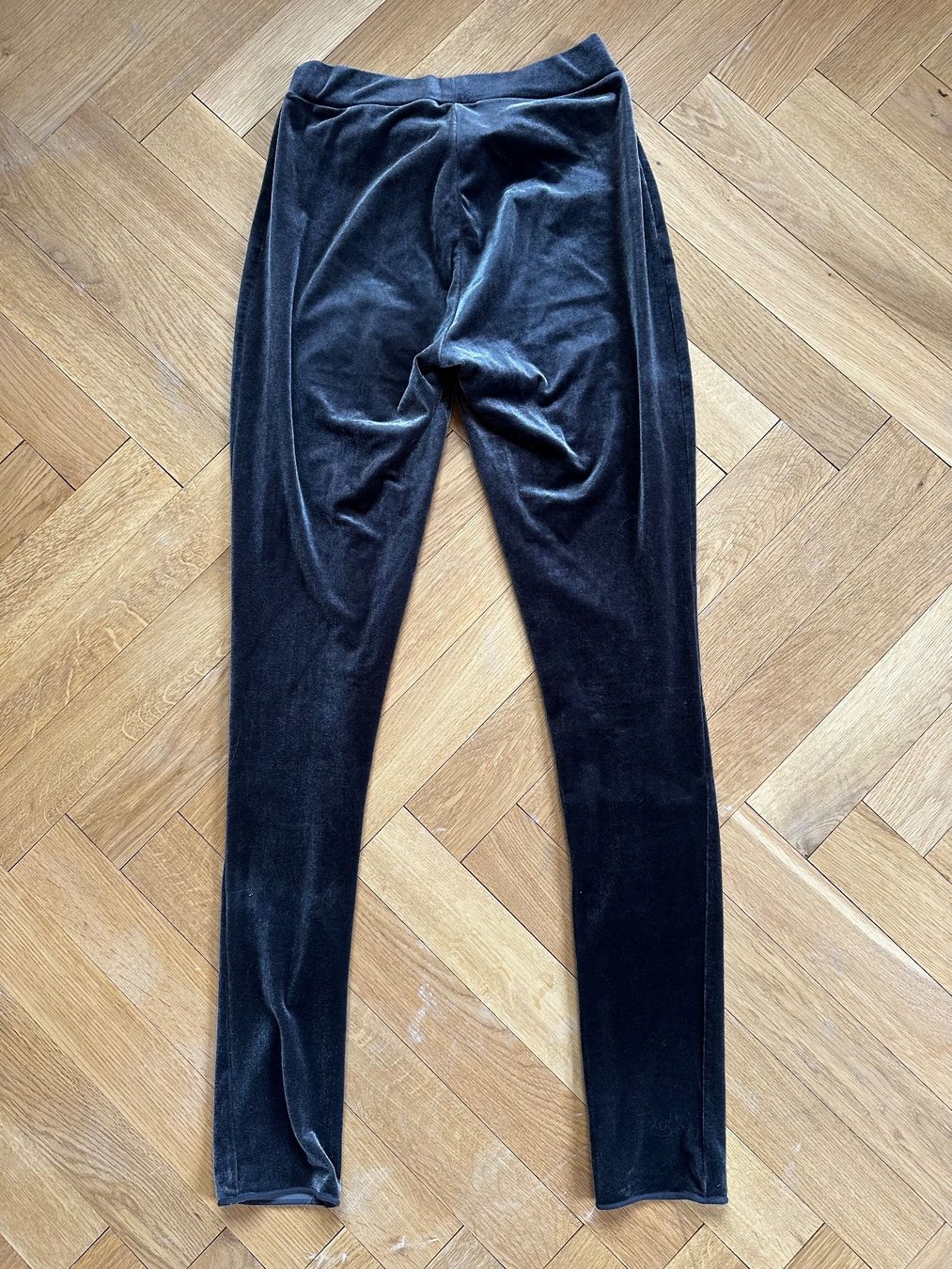 Wolford Leggings: Wolford Samt Leggings Grau 40 – Nuovo (secondo la descrizione) da Rheineck venduto da Evi170 3